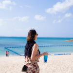 沖縄 | リゾートカフェ『KAI』 / 美しいビーチを飛行機を堪能